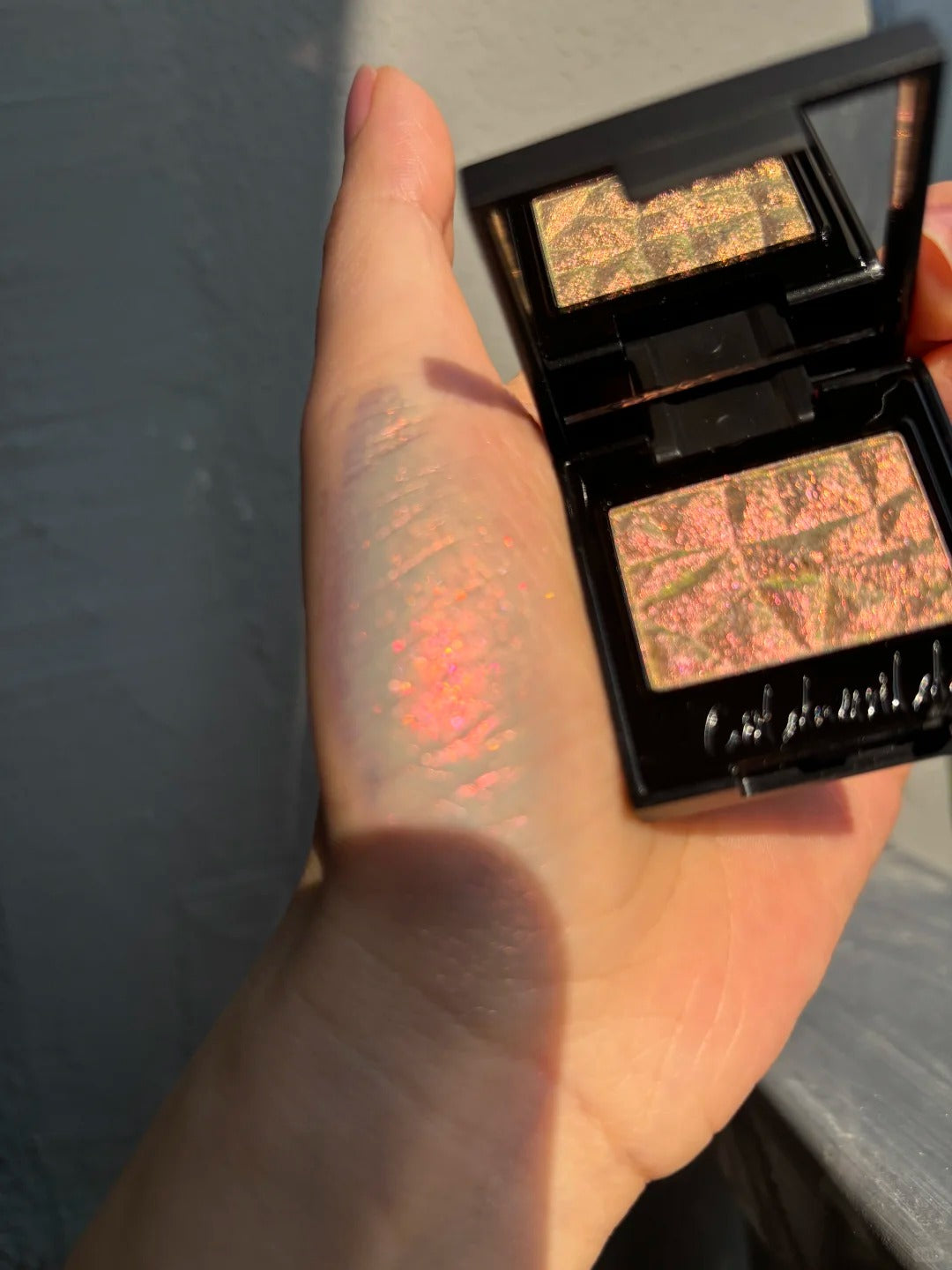 Cold N Wild Super Chameleon Eyeshadow #913 Honeyed Union T5660