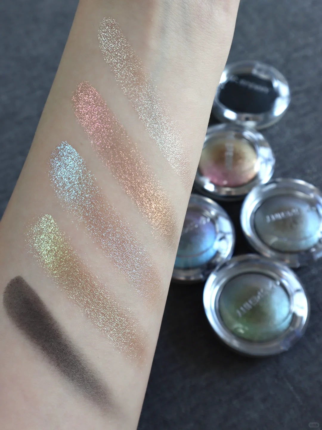 SPENNY Baked Powder Mono Diamond Shimmer Øjenskygge T4256