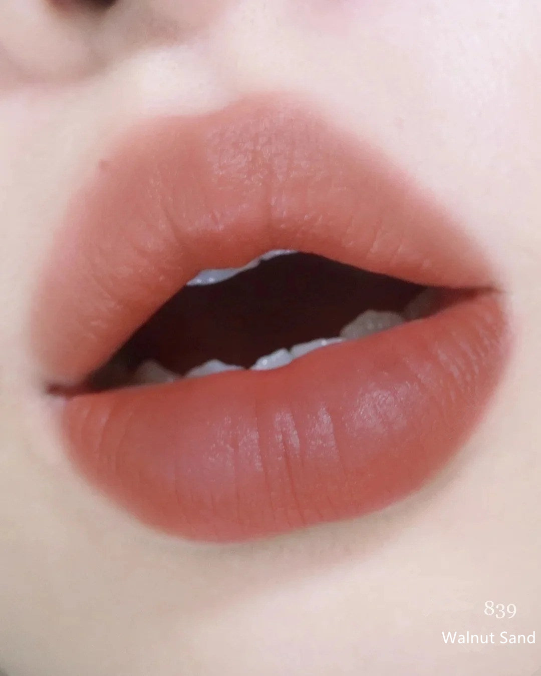 JOOCYEE Essence Moist Velvet Mirror & Matte Lip Glaze T4350