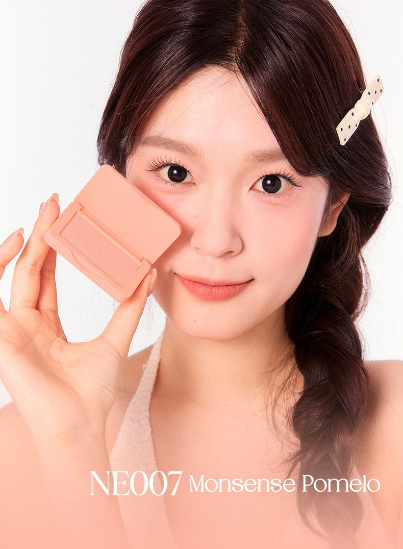 MOONEYES Romantic Collector Collection Matte Makeup Blusher T5470