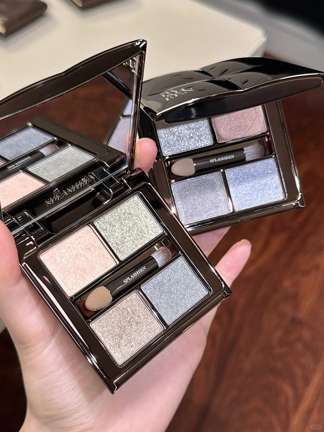 SPLASHEEN Spotlight On Me Quad 4-Color Eyeshadow Palette T4752