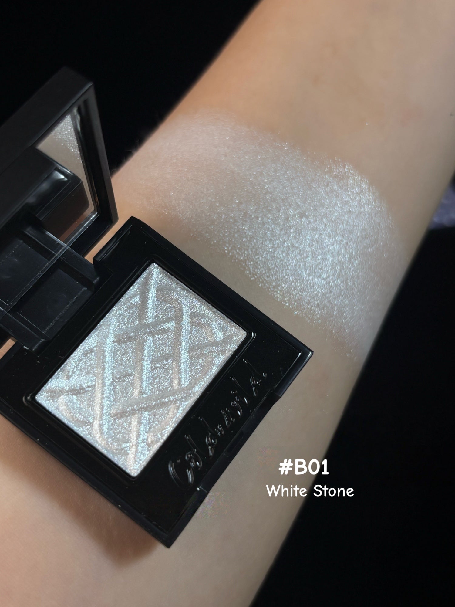 Cold N Wild Sweet Girl Collection Mono Satin Eyeshadow T5903