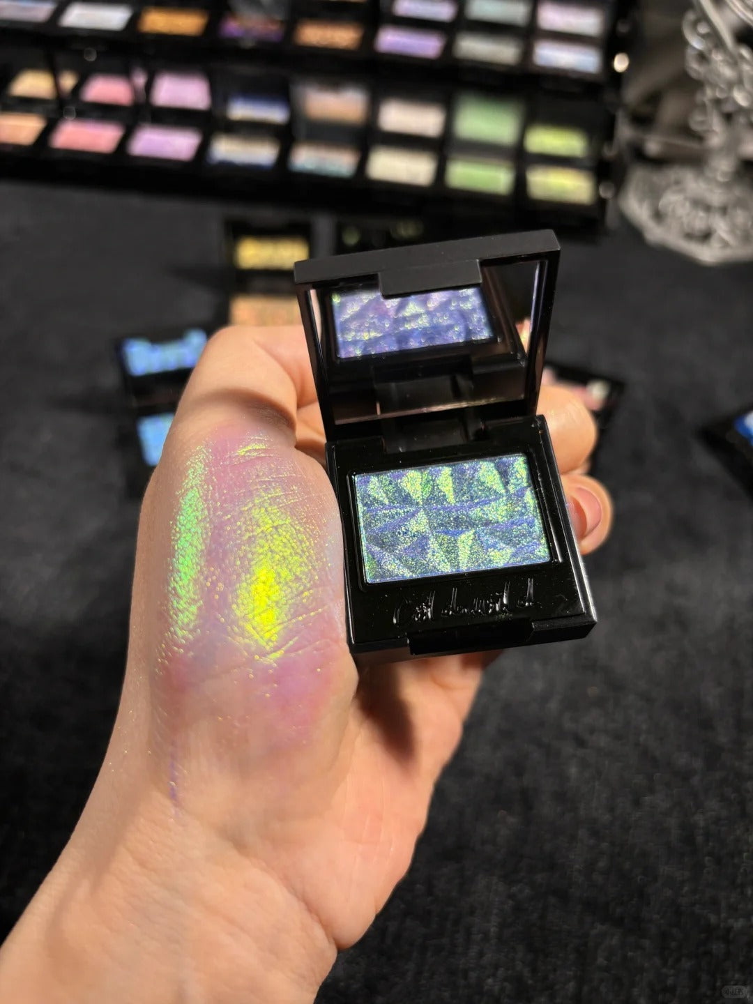 Cold N Wild Super Chameleon Eyeshadow #Bright Star T5659