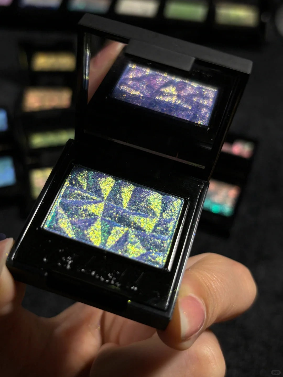 Cold N Wild Super Chameleon Eyeshadow #Bright Star T5659