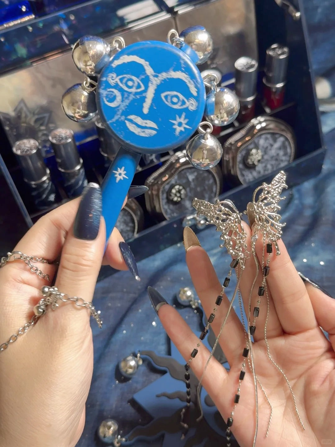 مرآة مكياج من مجموعة ساحرات مياو من جيرل كولت T4192