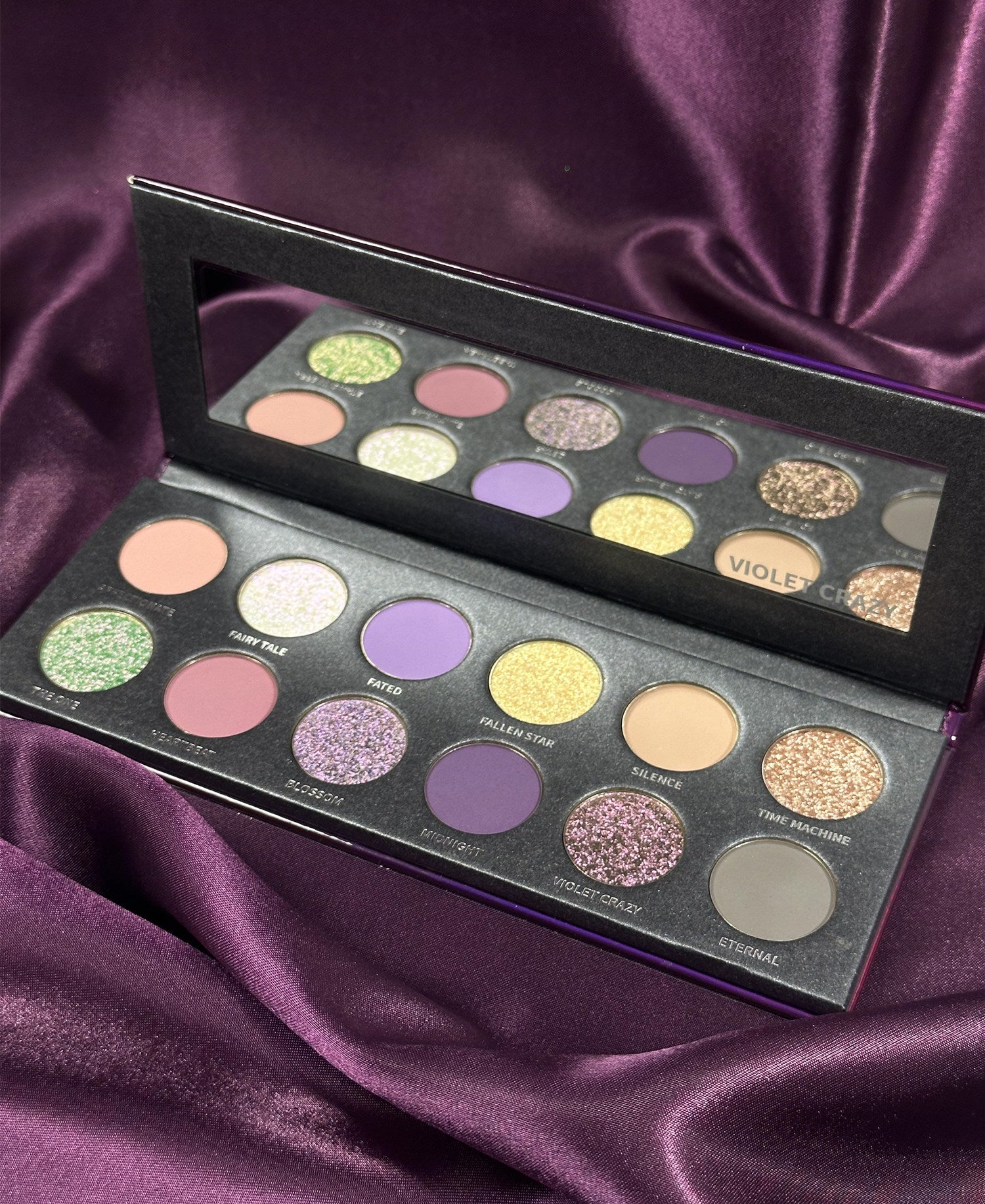 KRYPTEIN COSMETICS VIOLET CRAZY 12-Color Chameleon Eyeshadow Palette T4215