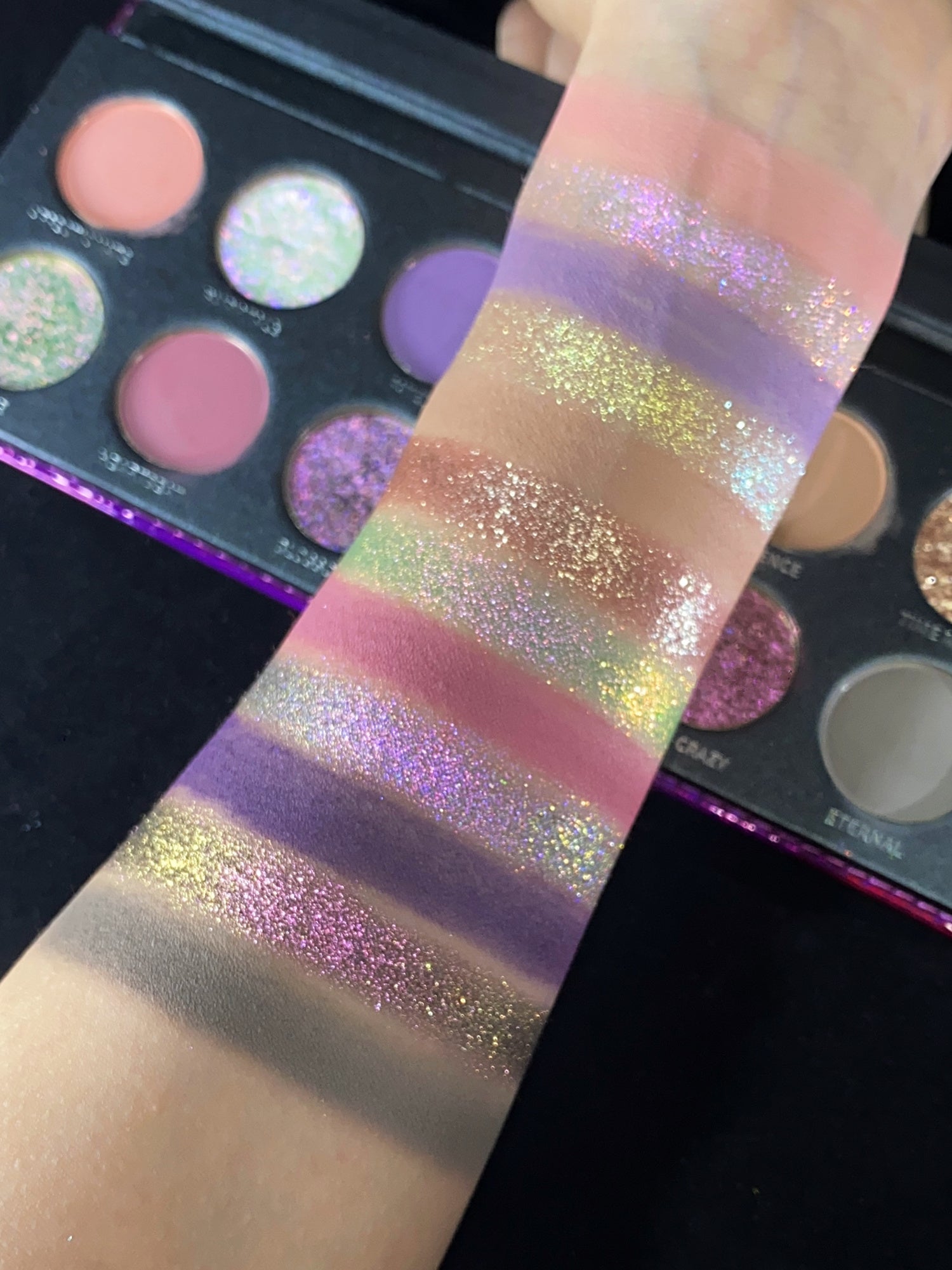 KRYPTEIN COSMETICS VIOLET CRAZY 12-Color Chameleon Eyeshadow Palette T4215