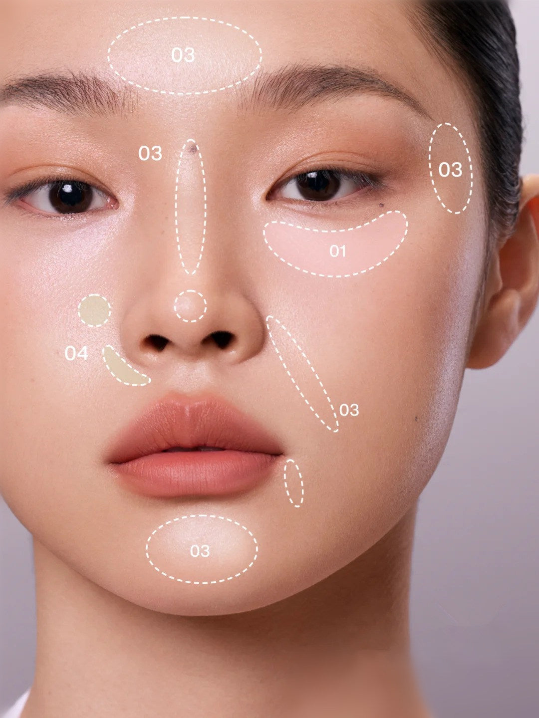 INTO YOU Luftig, fugtgivende og concealervæske T4356