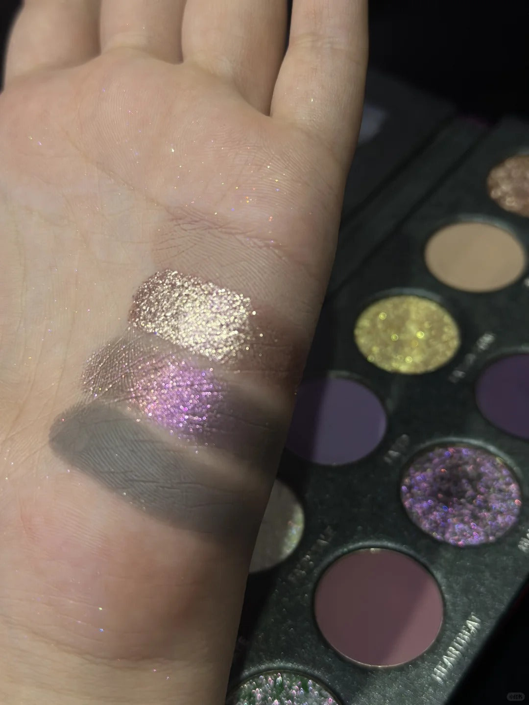 KRYPTEIN COSMETICS VIOLET CRAZY 12-Color Chameleon Eyeshadow Palette T4215