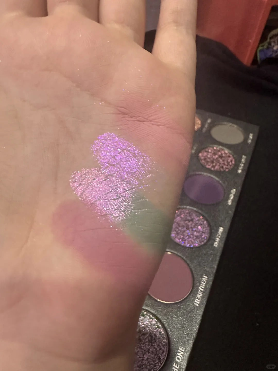 KRYPTEIN COSMETICS VIOLET CRAZY 12-Color Chameleon Eyeshadow Palette T4215