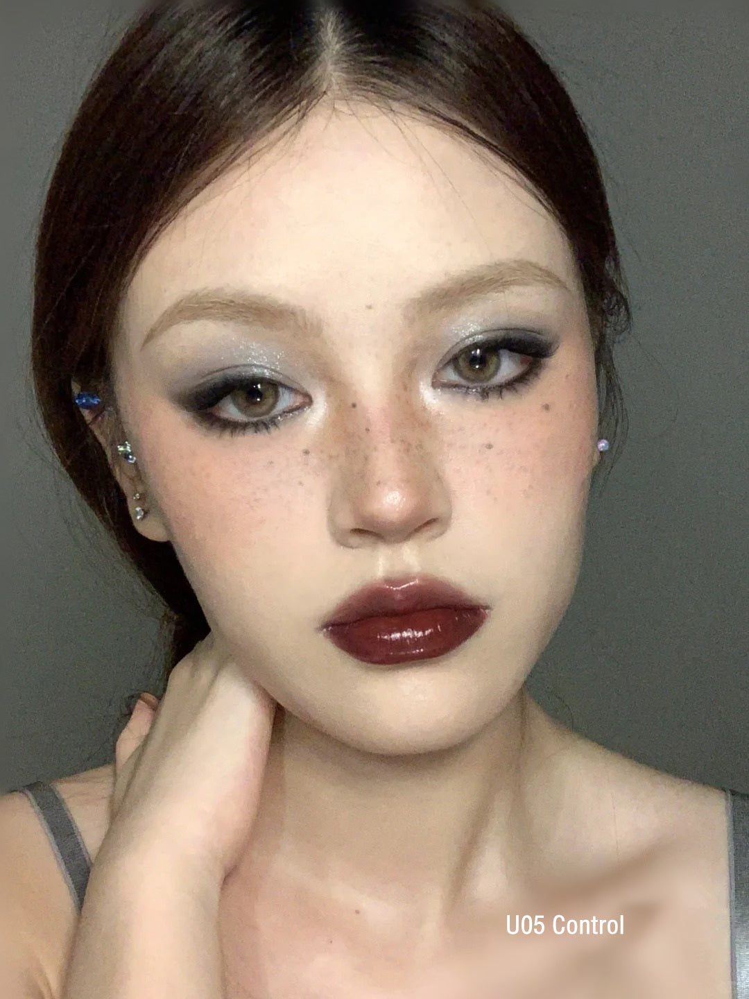 Uhue On Stage Series 6D Diamond Mirror Lip Glaze T4018