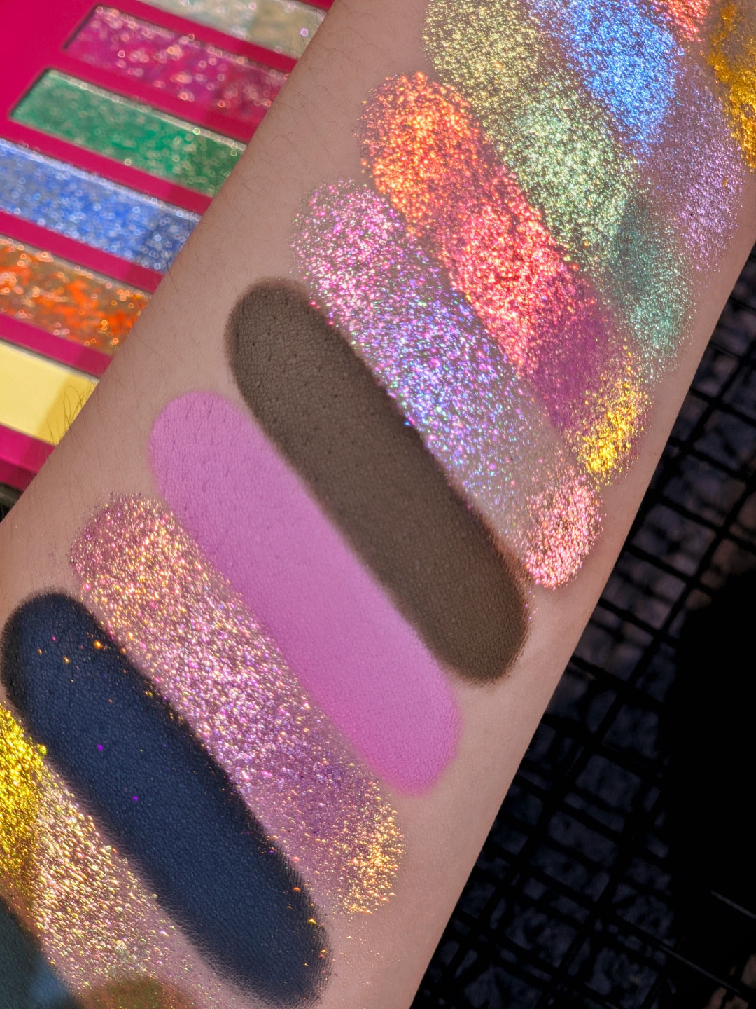 Narimi Gemstone 12-Color Chameleon Eyeshadow Palette (10.0) T6011