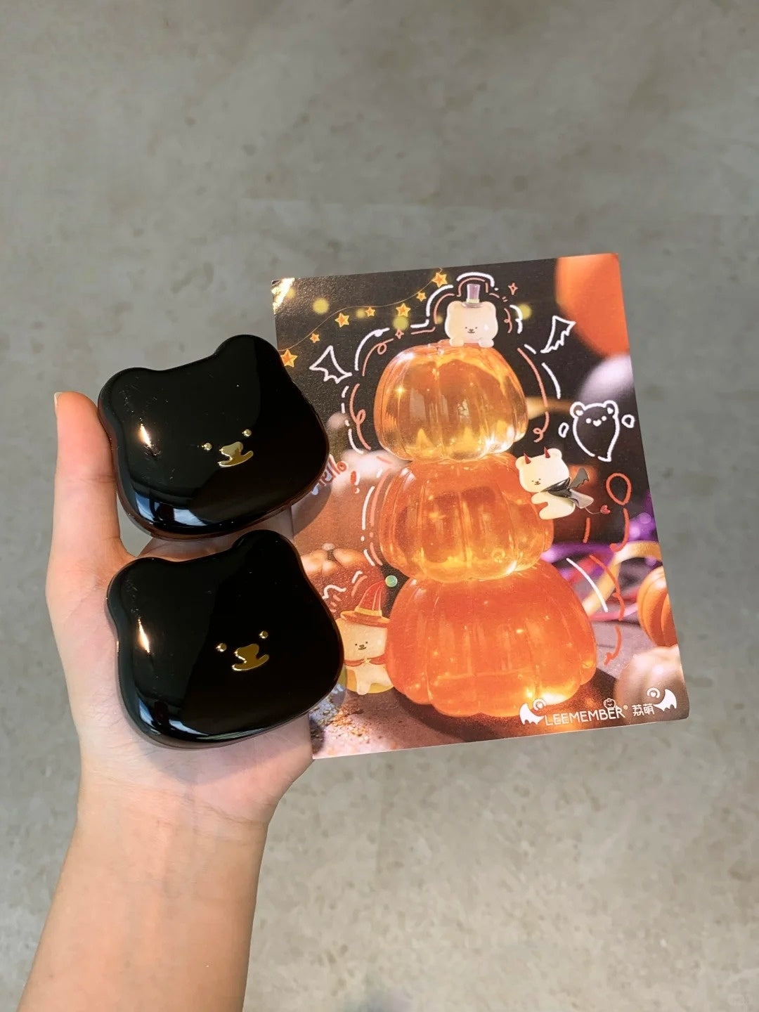 LEEMEMBER Halloween Multi-use Makeup Cream for Blusher & Highlighter T5283