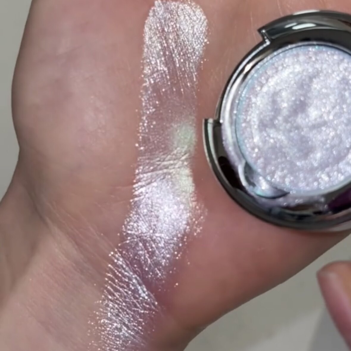 SheenEffect Magic Chameleon Eyeshadow #Puff T4797