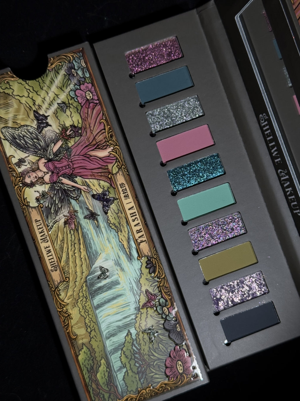 SHELLWE MAKEUP FARASHA Butterfly Fairy Chameleon Eyeshadow Palette T4206