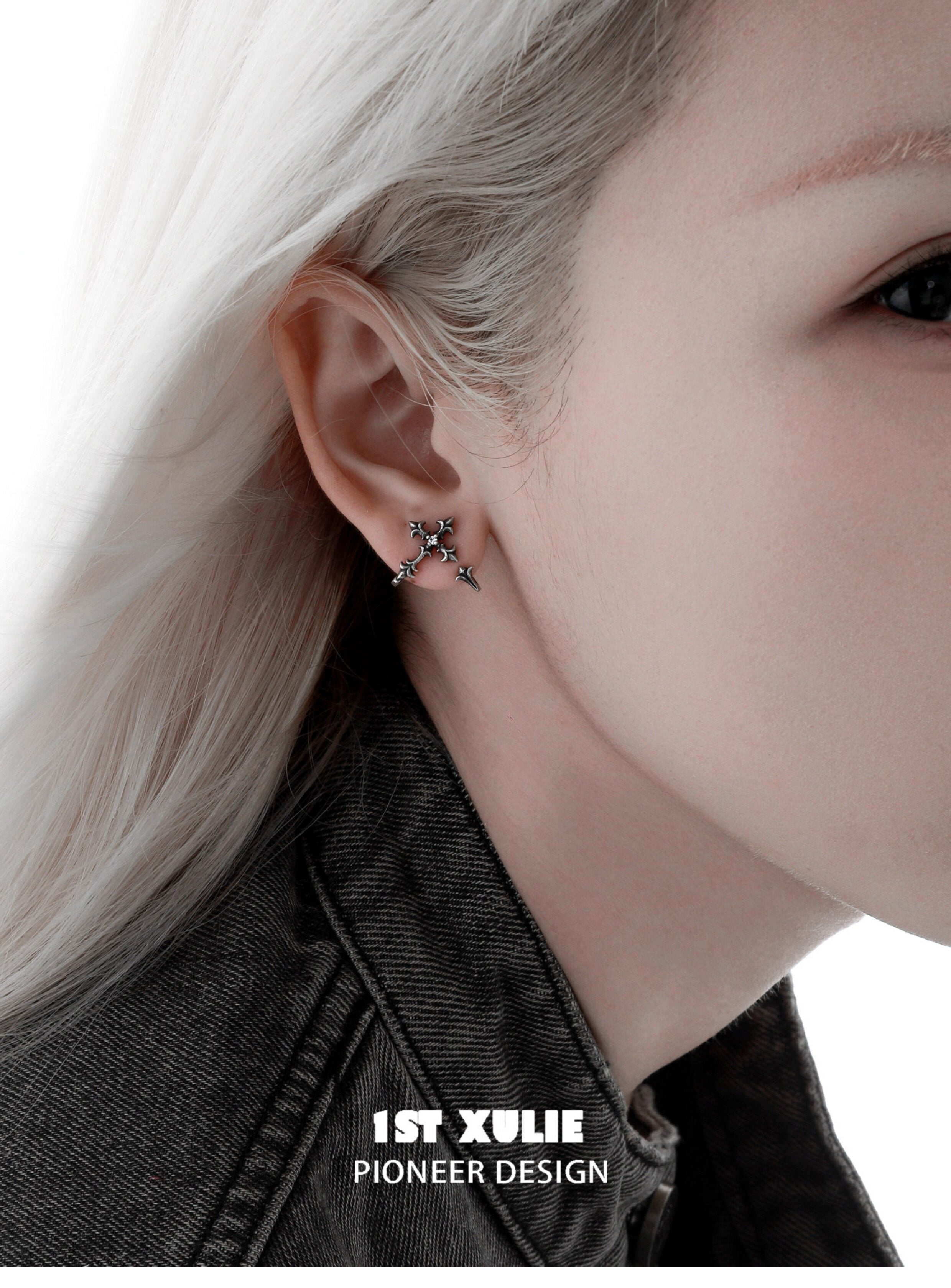 1STXULIE Superior Niche Iris Collection Cross Stud Earrings T5894