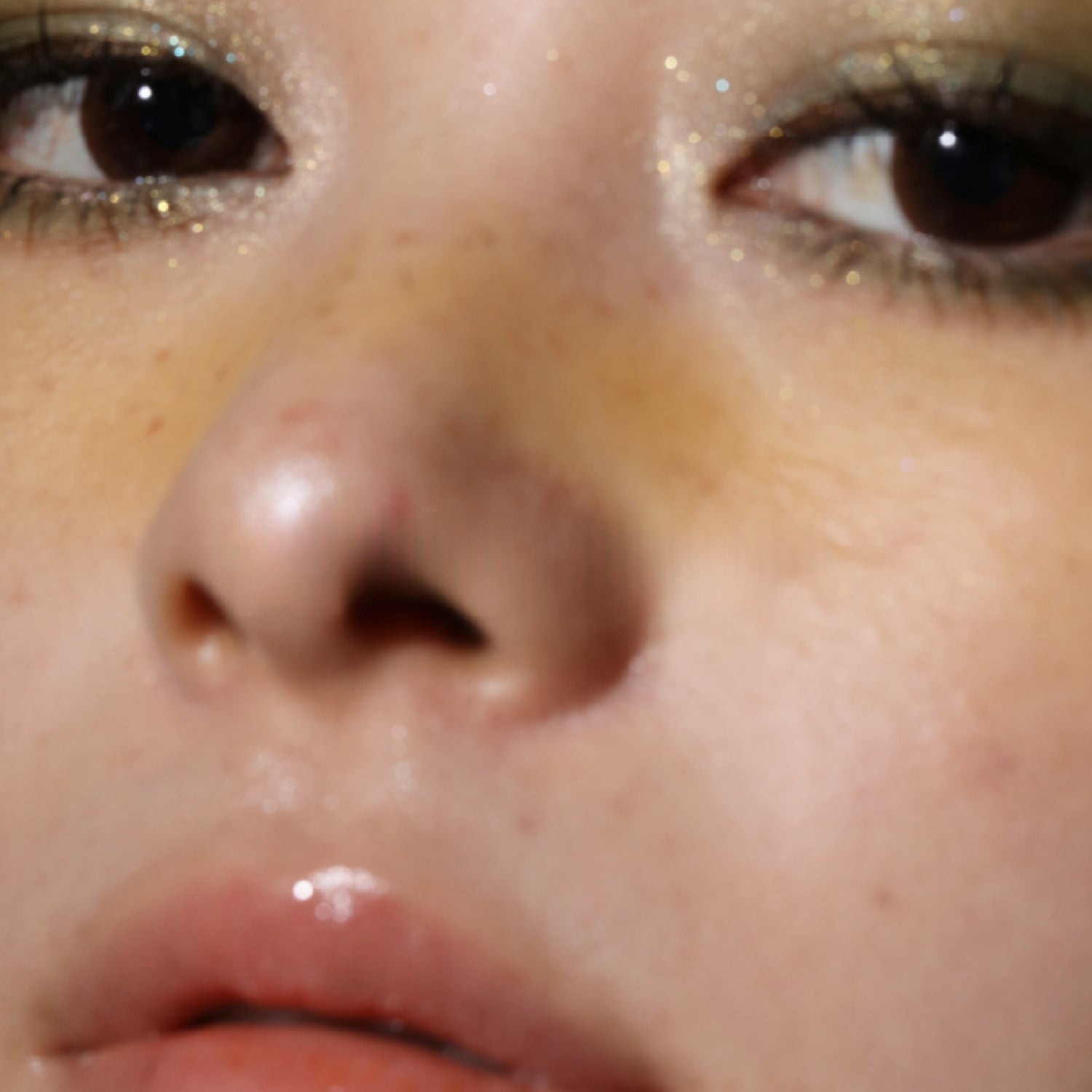 ODDITY 5-Color Eyeshadow Palette #SELF T4564