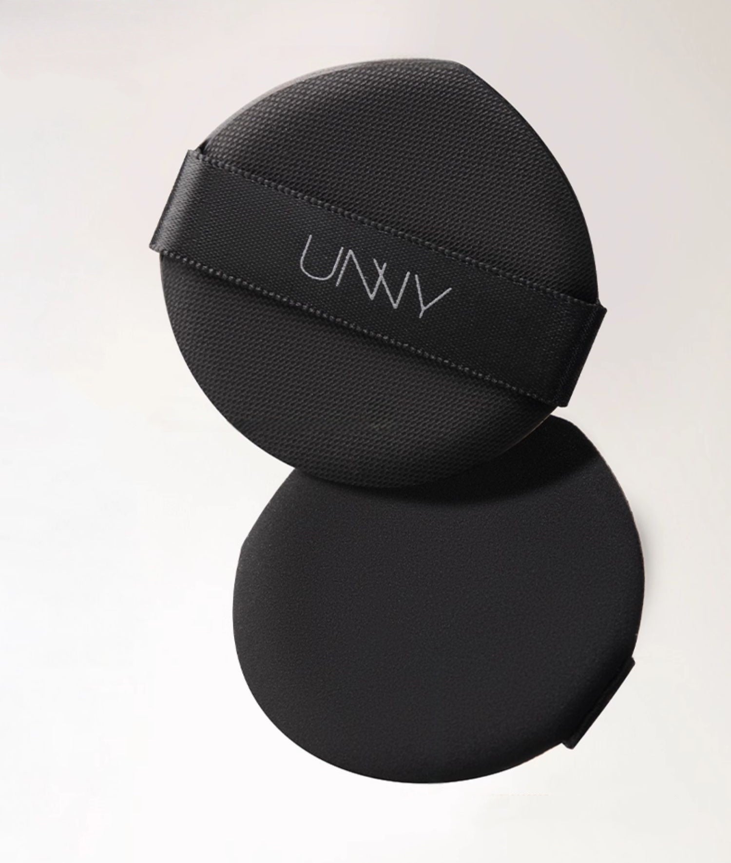 UNNY CLUB Oil-control Sensory Flawless Air Cushion Foundation T5334