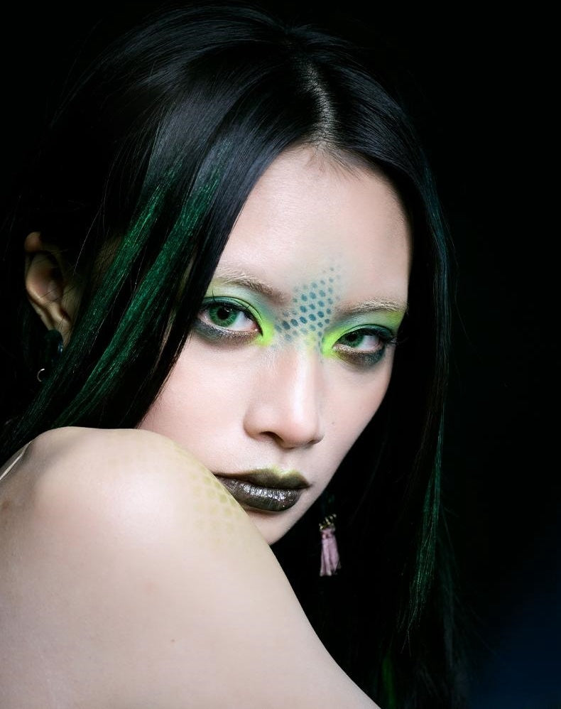 QianYan X Freya86 Good Luck From Snake DIY Eyeshadow Palette T4422