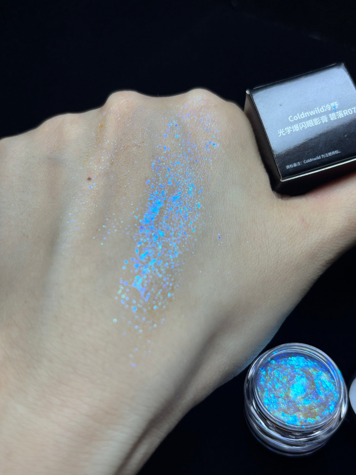 Cold N Wild Super Chameleon Eyeshadow Cream #R7 Blue Sky T6022