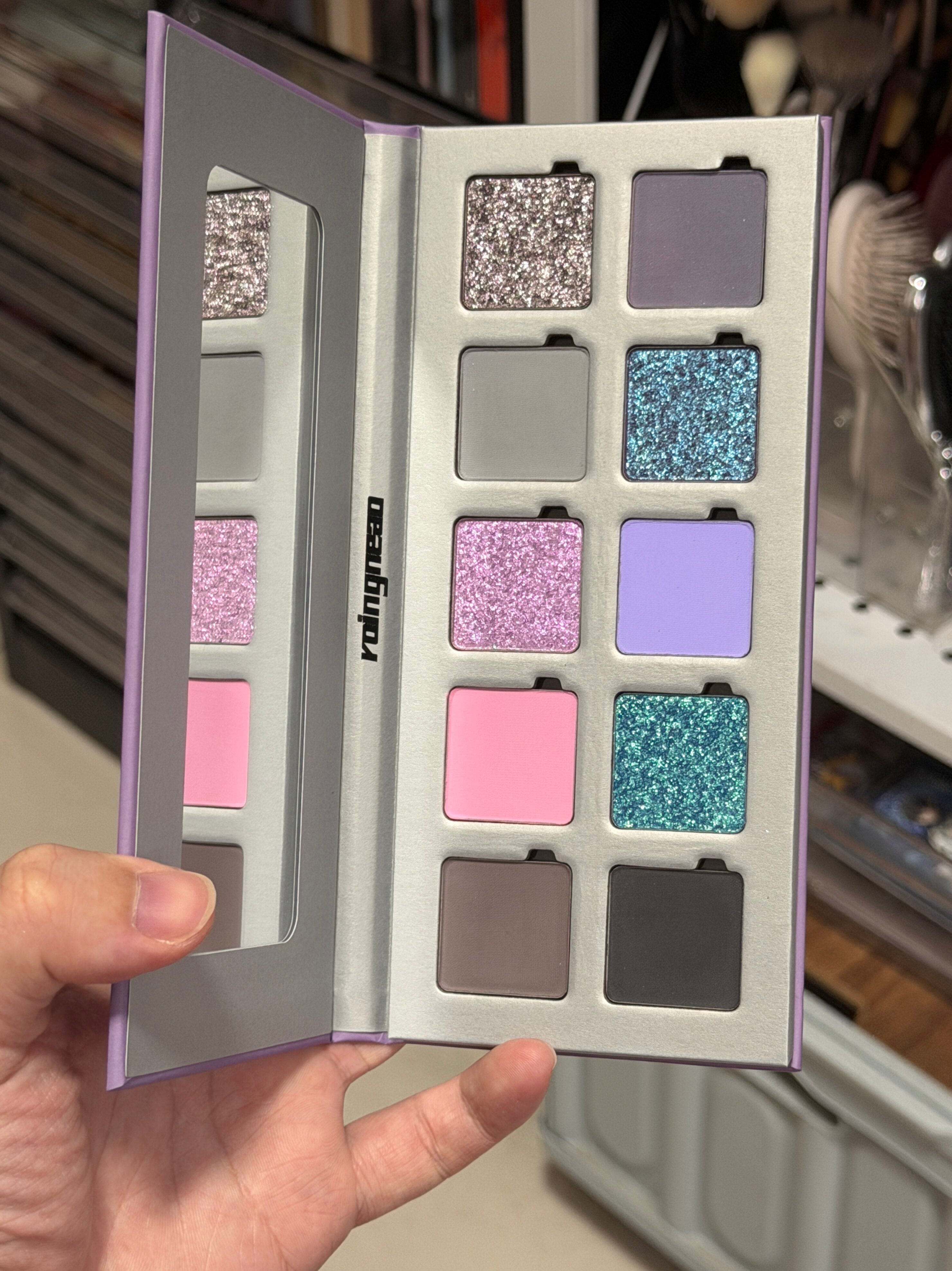 ROINGNEAO Dream Swallow Ballet Smoky Eyeshadow Palette T5934