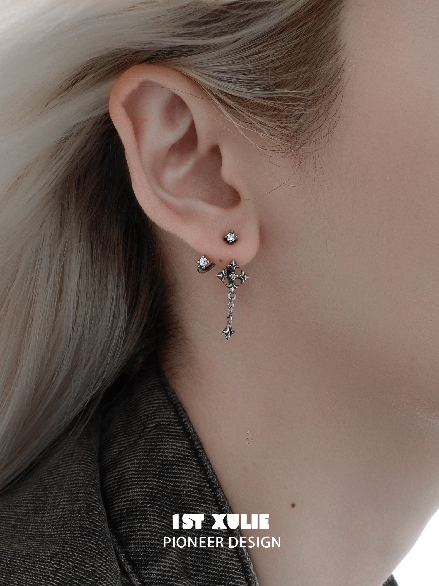 1STXULIE Superior Niche Iris Collection Retro Cross Stud Earrings T5889