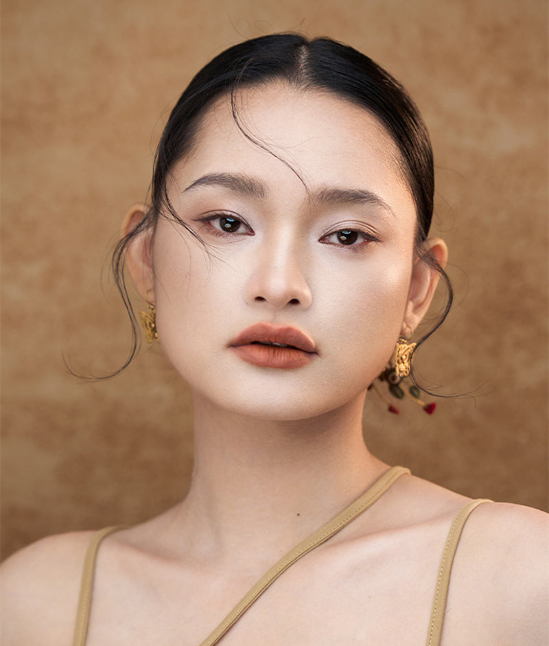 QianYan Art Tour Eyeshadow & Highlighter & Contour DIY Makeup Palette T4121