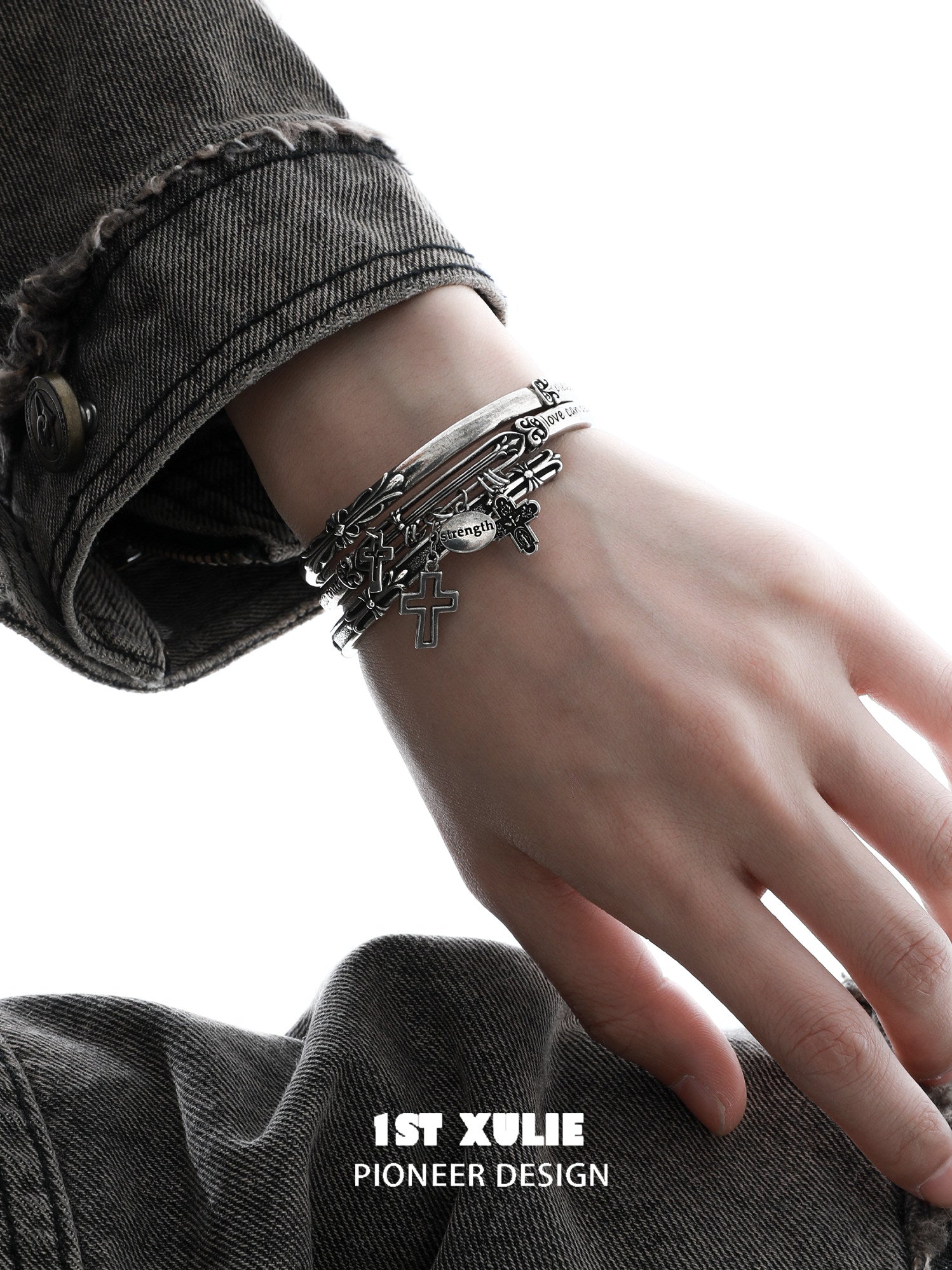 1STXULIE Superior Niche Iris Collection Vintage Bracelet T5863