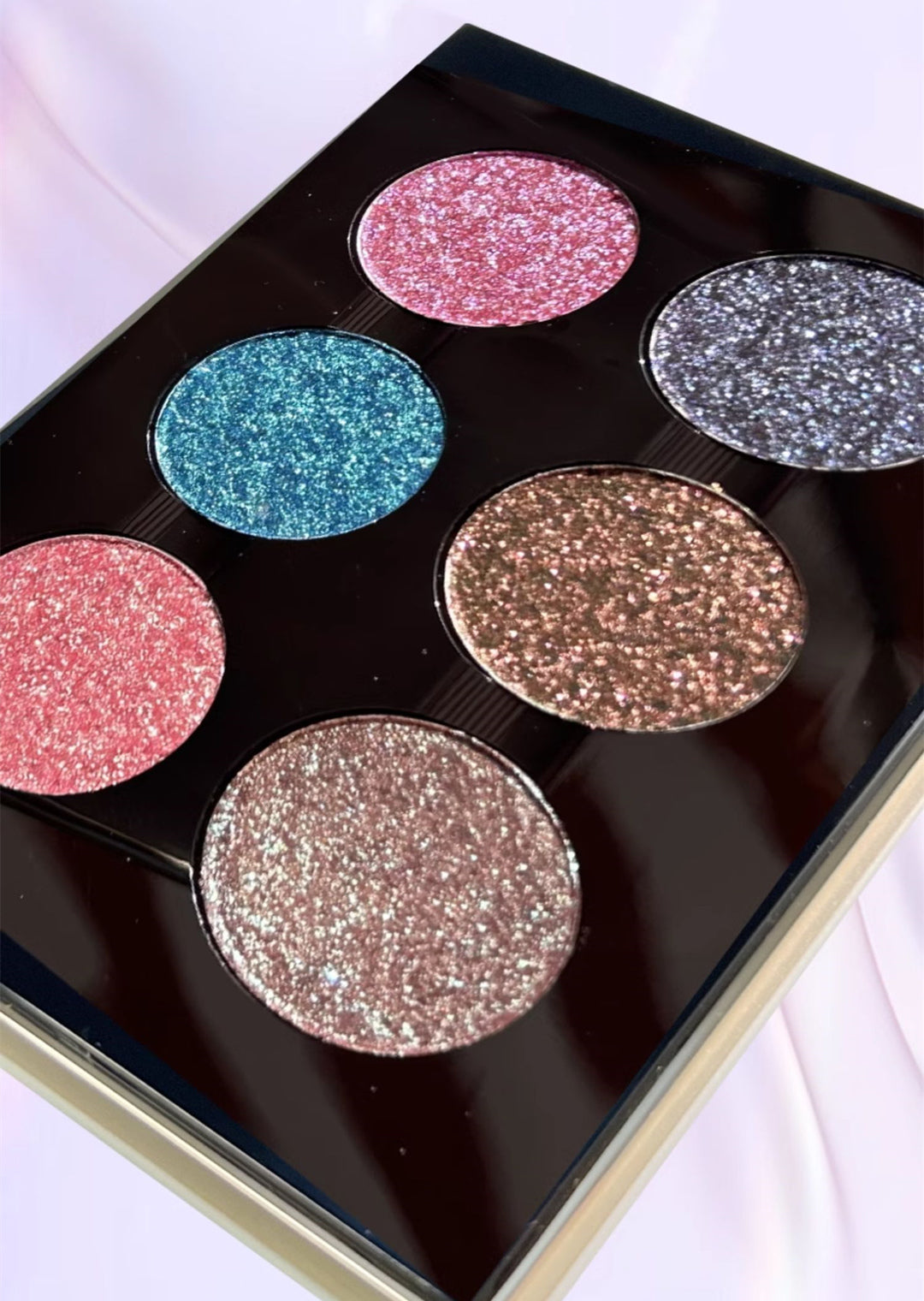 VIVIAN DONG Thorn 6-Color Polarized Eyeshadow Palette T4038