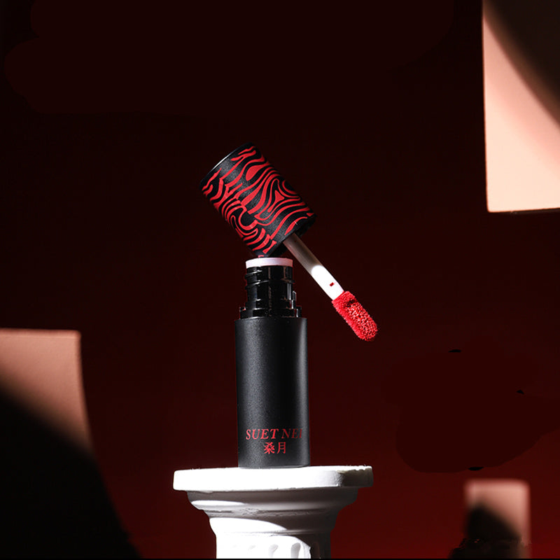 SUET NEI Magic Gothic Punk Non-Stick Matte Lip Glaze T4254
