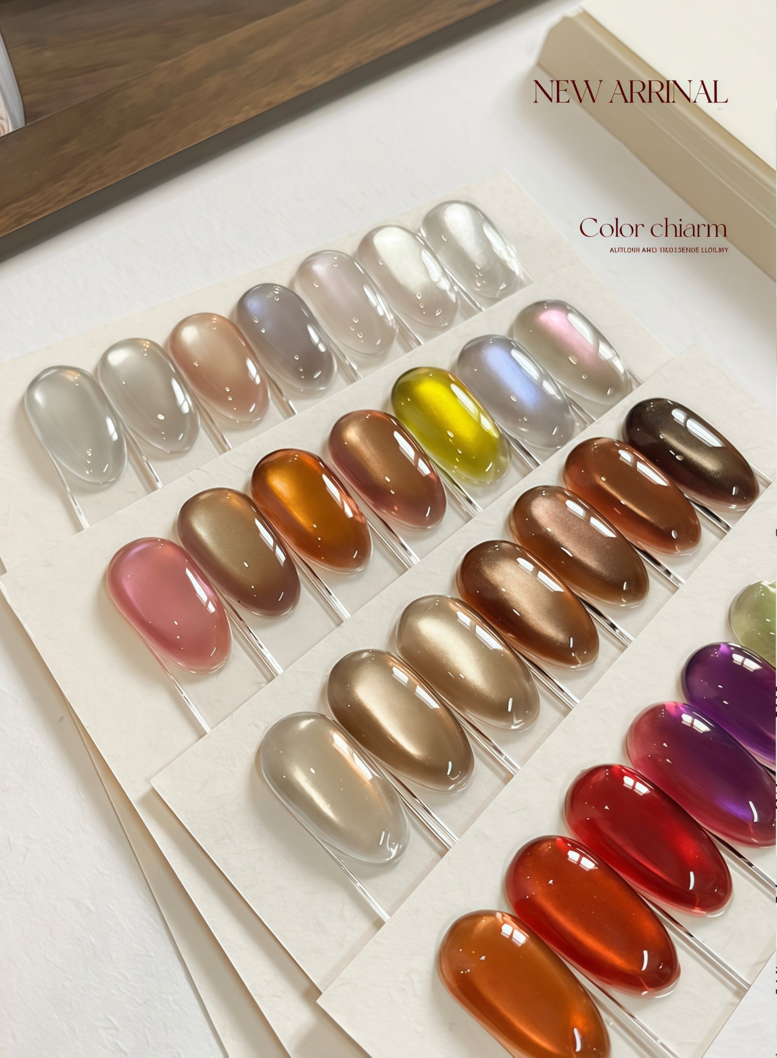 KellyKessa 15ml Glass Bead Collection Cat Eye Gel Polish T5620