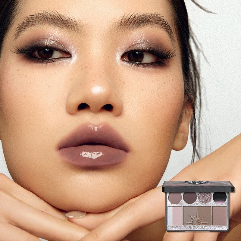 Girlcult Peach Blossom Utopia Collection All-in-One Makeup Palette T5695