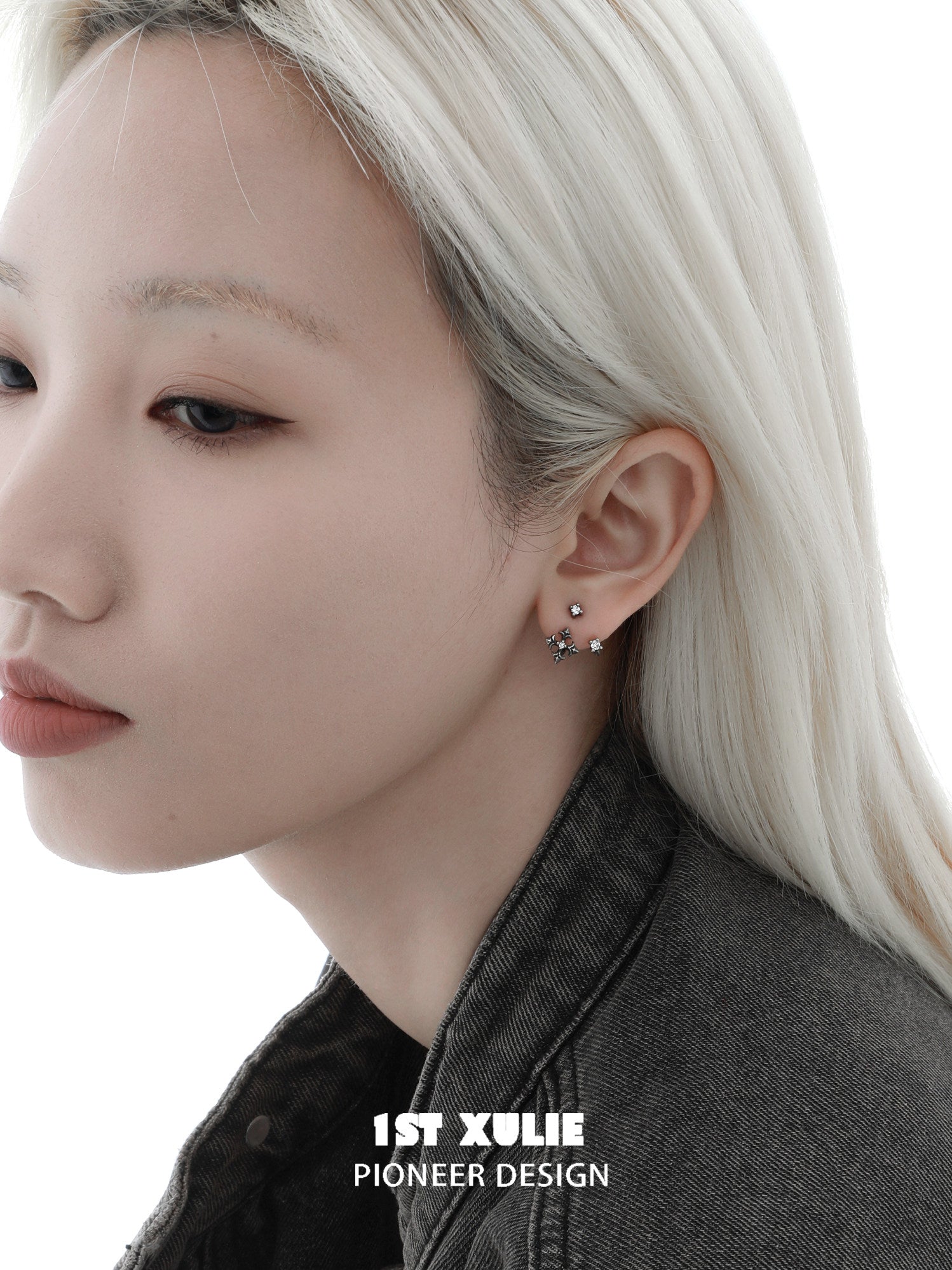 1STXULIE Superior Niche Iris Collection Retro Cross Stud Earrings T5889