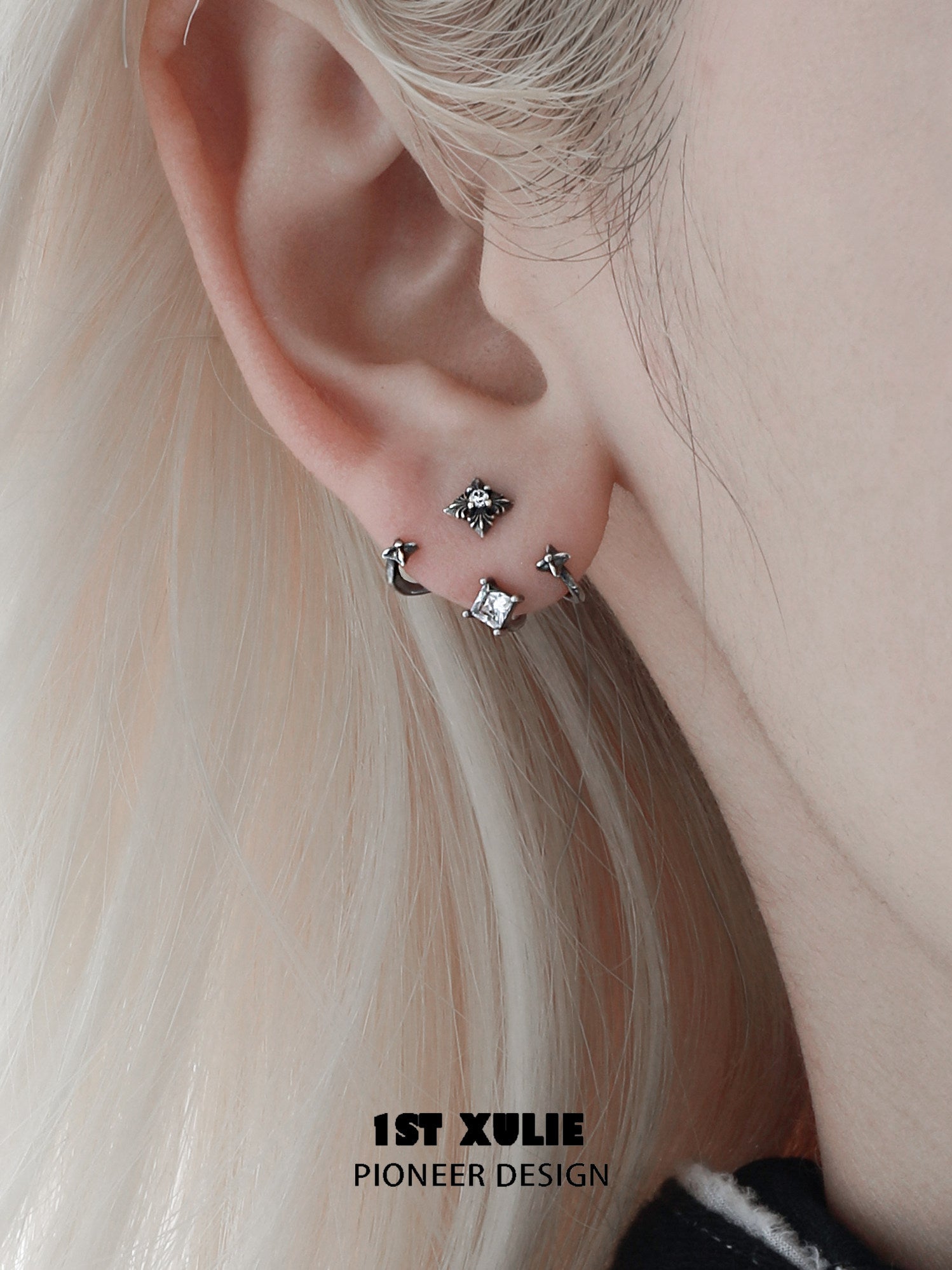 1STXULIE Superior Niche Iris Collection S925 Silver Stud Earring T5893