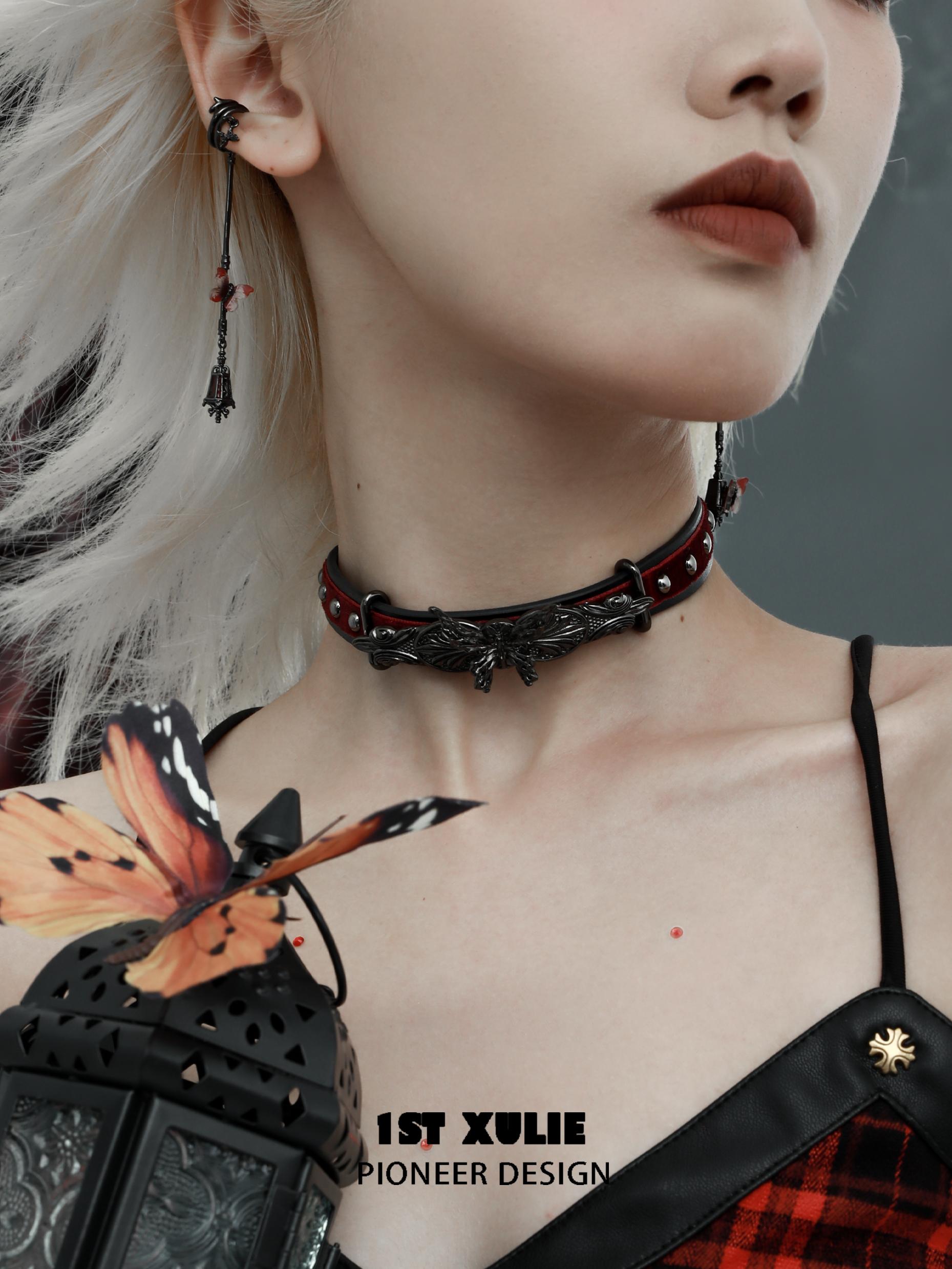 1STXULIE Butterfly & Lamp Collection Niche Gothic Choker Necklace T4735