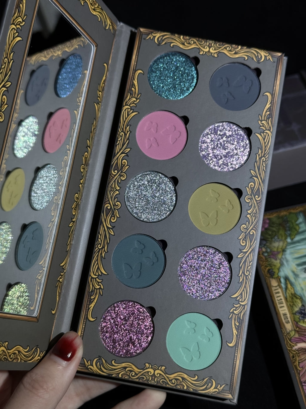 SHELLWE MAKEUP FARASHA Butterfly Fairy Chameleon Eyeshadow Palette T4206