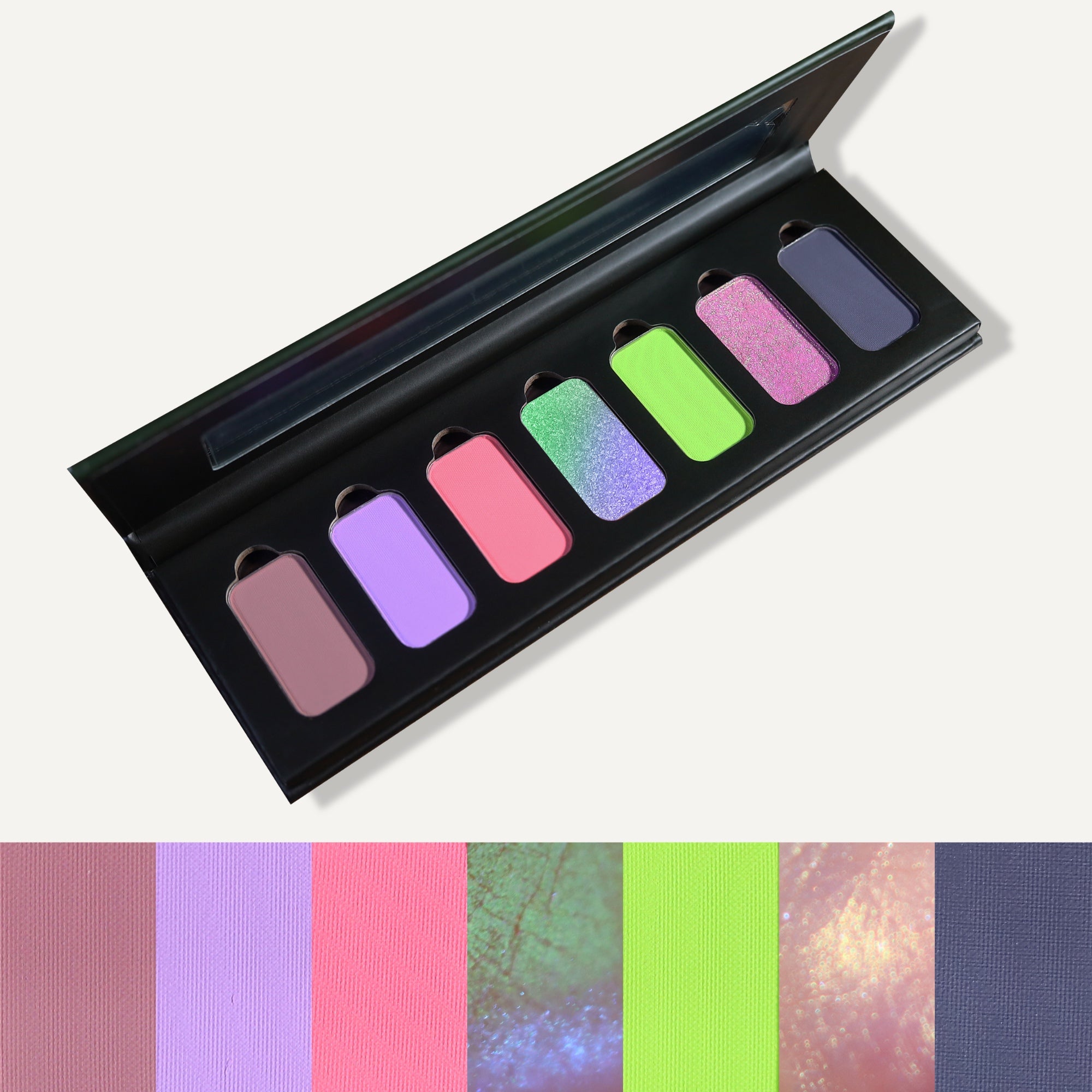 YIZHI Cloud Garden Collection #Mountain Mist Eyeshadow Palette T4994