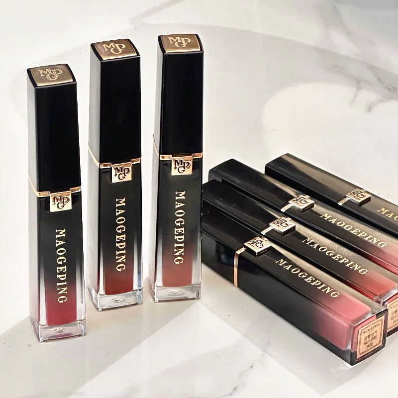 MAOGEPING Zero Burden Airy Matte Lip Glaze T4135