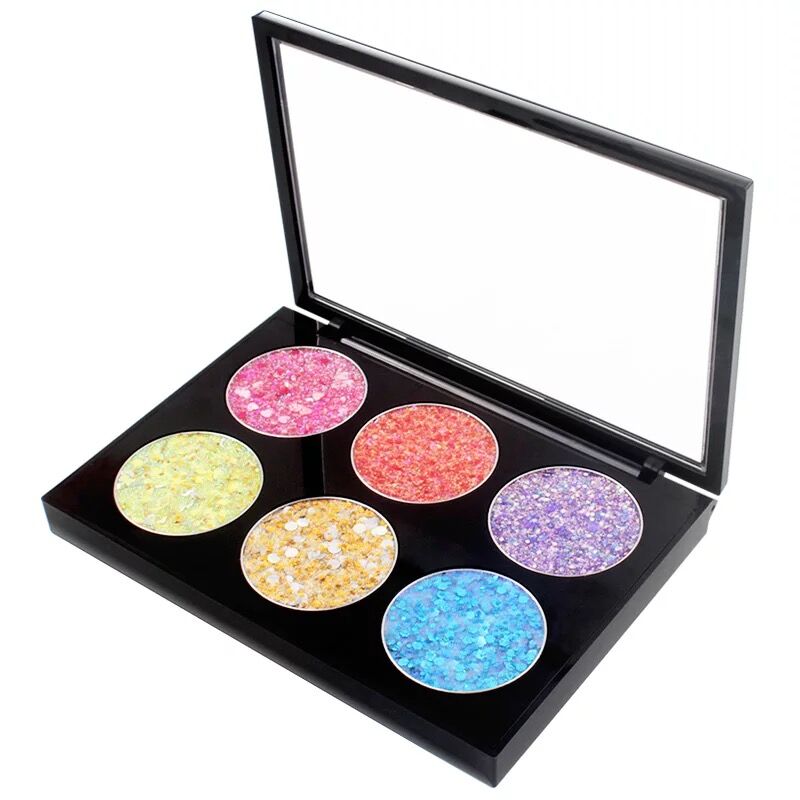 CARMELA Fantasy Sequin Eyeshadow Palette T4221
