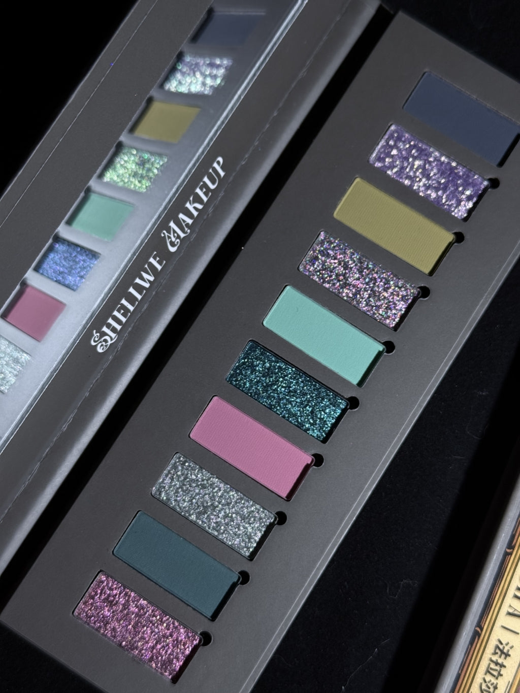 SHELLWE MAKEUP FARASHA Butterfly Fairy Chameleon Eyeshadow Palette T4206