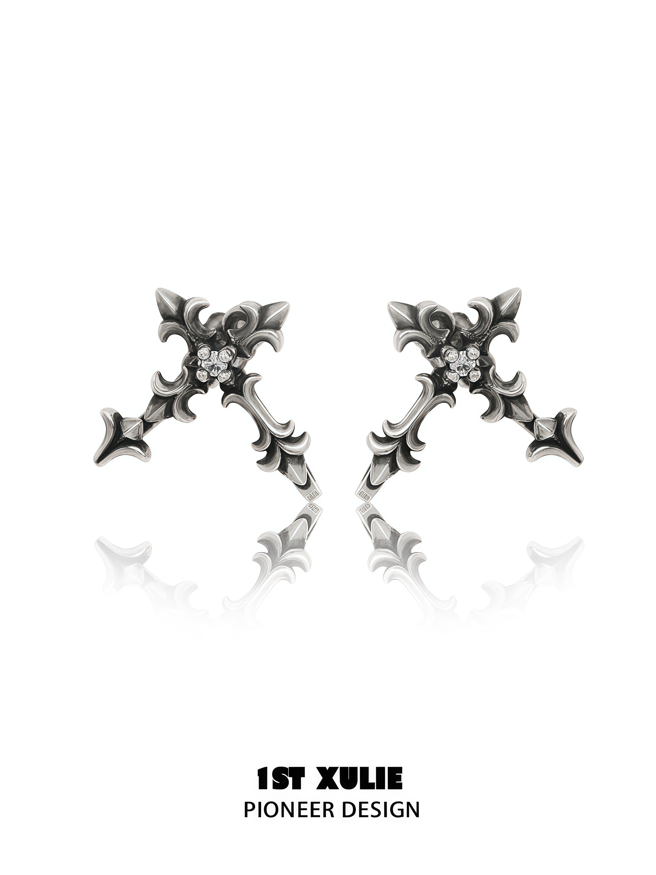 1STXULIE Superior Niche Iris Collection Cross Stud Earrings T5894