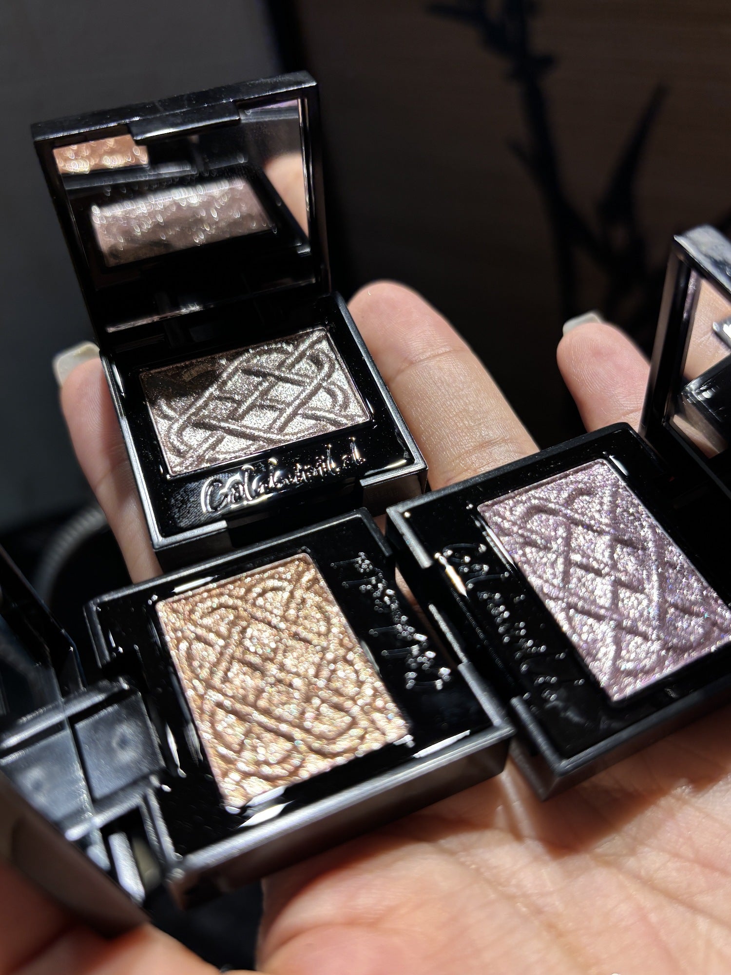 Cold N Wild Metallic Pearlescent Diamond Shimmer Eyeshadow T5220