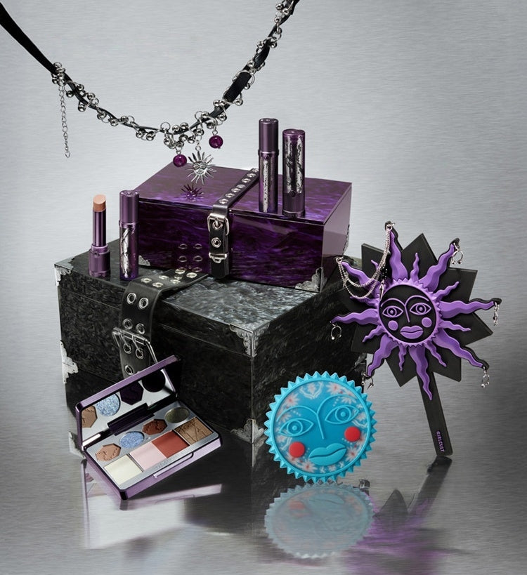 Girlcult Martial Arts World Collection All-In-One Makeup Gift Box T5398