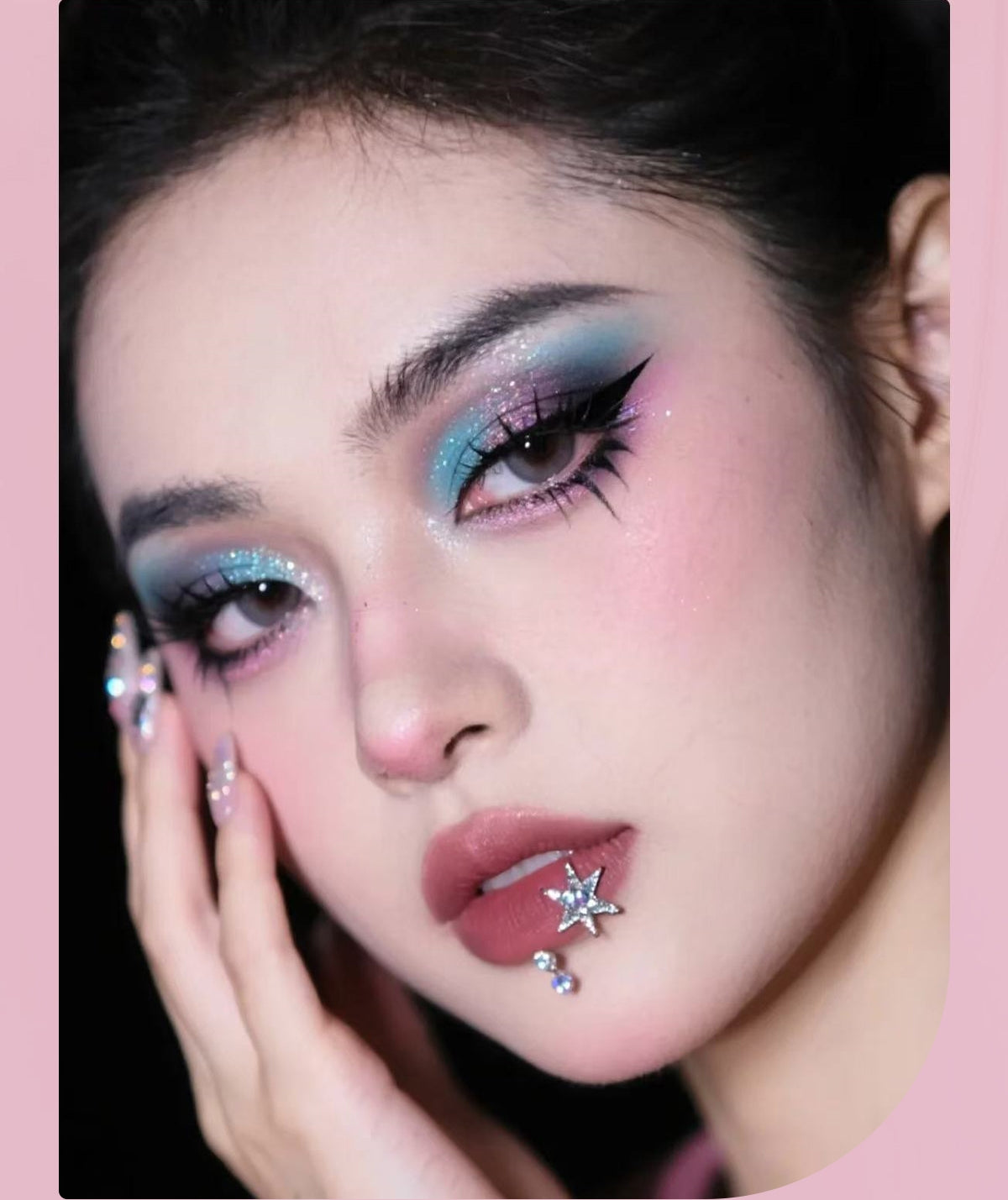 CARMELA 12-color Glazed Eyeshadow Palette T5031