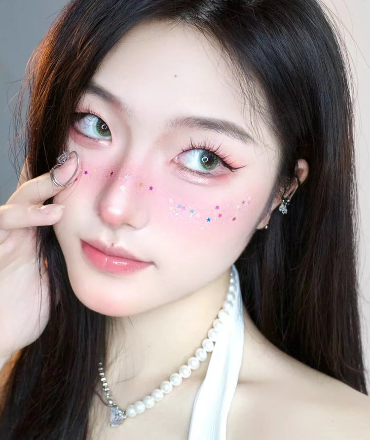 CARMELA Fantasy Sequin Eyeshadow Palette T4221