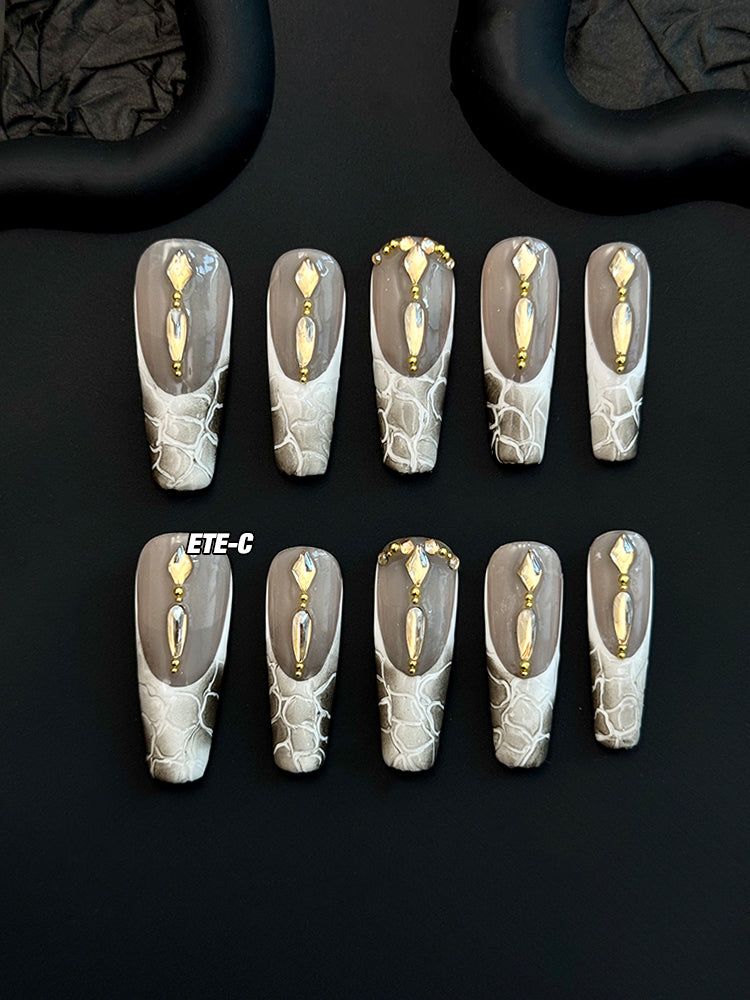 ETERNITY'C Handmade Custom Crocodile Pattern Pressed On Wearable Nails T5037