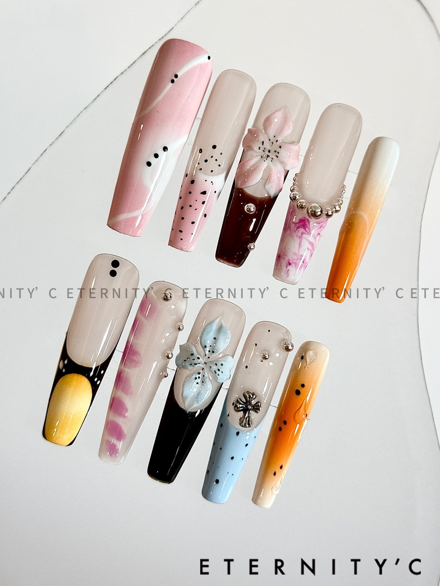 ETERNITY'C Handmade Custom Island Flower Pressed On Wearable Nails T5023