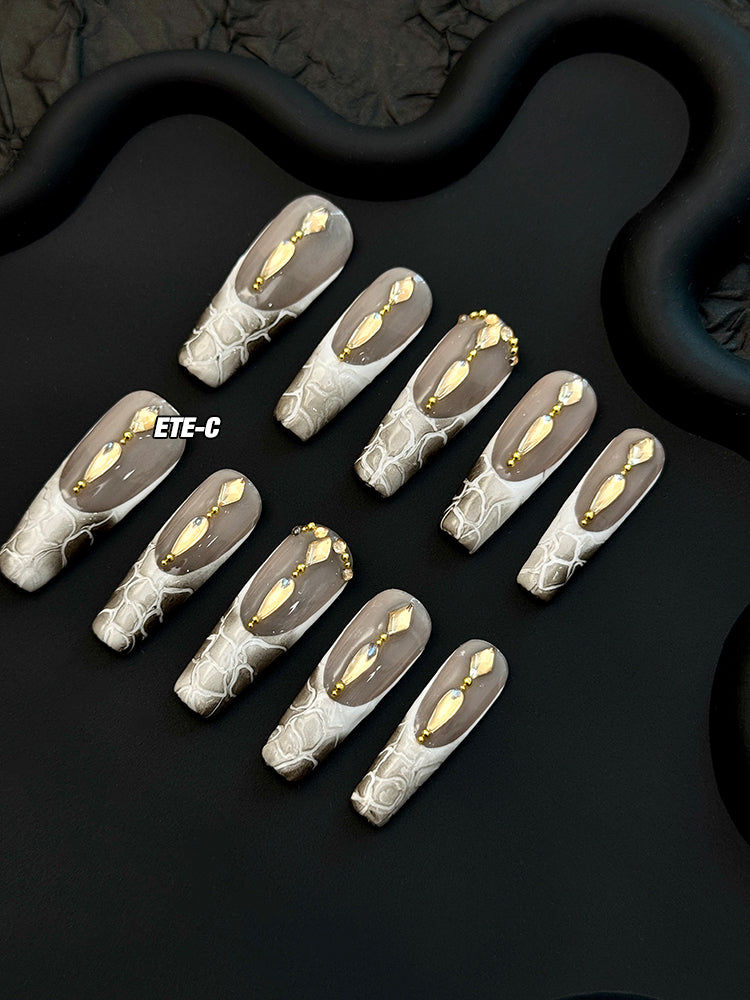 ETERNITY'C Handmade Custom Crocodile Pattern Pressed On Wearable Nails T5037