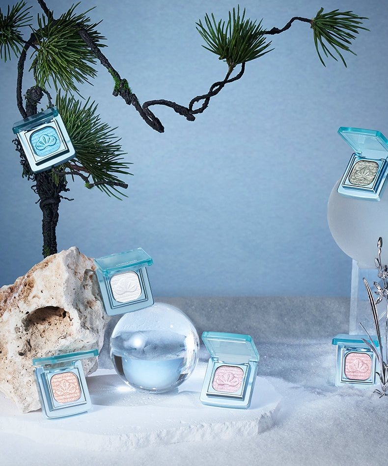 QianYan Mystery In North Collection Shimmer Pearlescent Eyeshadow T5232
