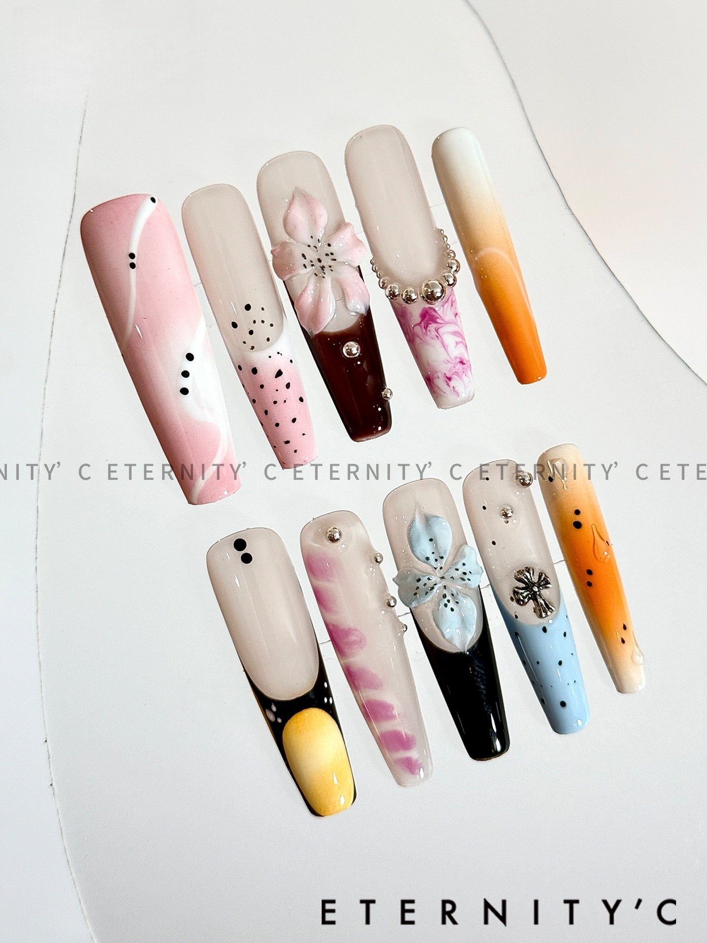 ETERNITY'C Handmade Custom Island Flower Pressed On Wearable Nails T5023